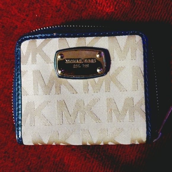 Mk wallet - Picture 1 of 6